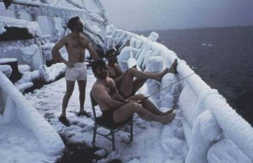 Фотографии, доказывающие, что первые 40 лет в жизни мужчины — самые сложные! (37 шт)