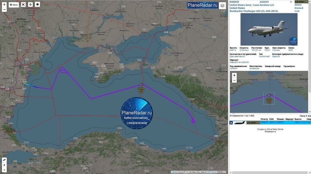 Военный самолет США пролетел над Черным морем