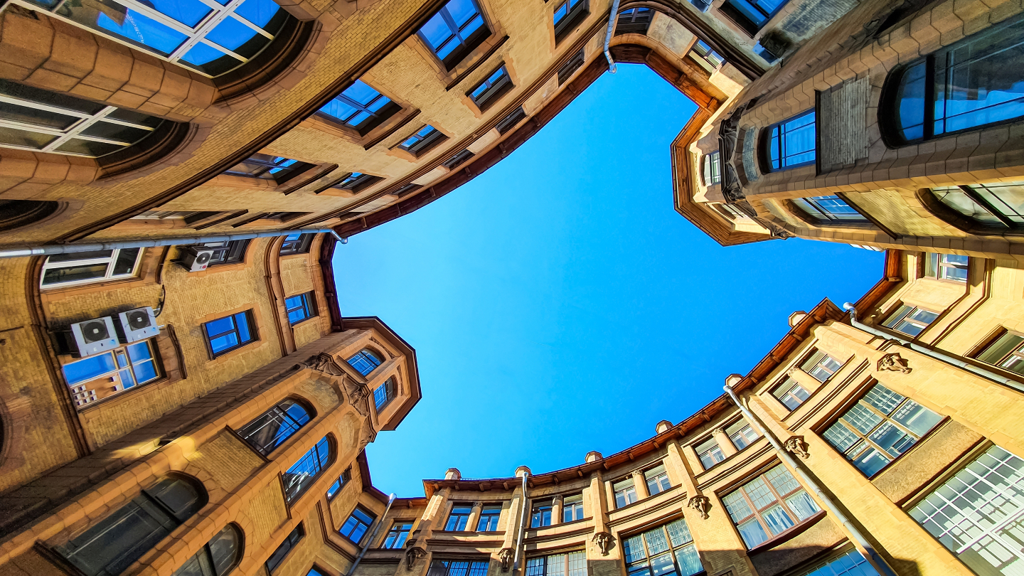 Топ-10 необычных достопримечательностей Санкт-Петербурга можно, работы, находится, здесь, церковь, пространство, проводят, экскурсию, Святой, «Севкабель, скалодром, «Дацан, внутри, экскурсии, нужно, сайте, Битлз, этого, увидеть, Джона