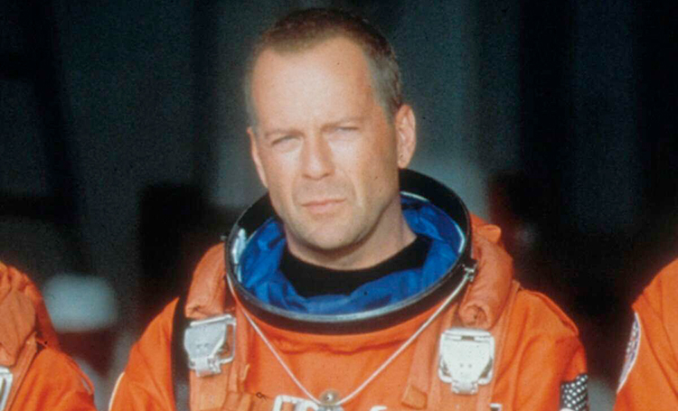 Дождались: Брюс Уиллис готов снова спасти Землю и уже достал свой геройский костюм