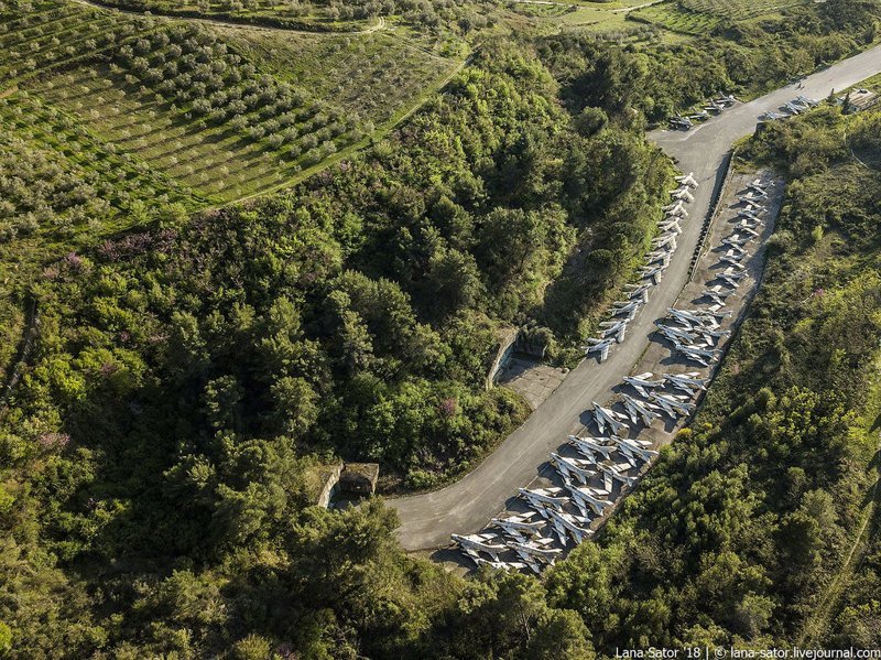 Заброшенные подземные авиабазы Восточной Европы путешествия, факты, фото