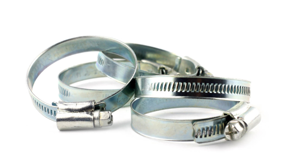 Фитинги против хомутов: как из-за копеечных деталей снижается ремонтопригодность автомобилей Фитинги против хомутов: как из-за копеечных деталей снижается ремонтопригодность автомобилей марки и модели. СТО