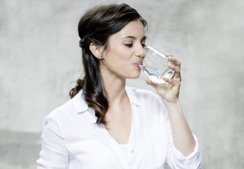 Магниевая вода: контролируем беспокойство и боремся с лишним весом болезни