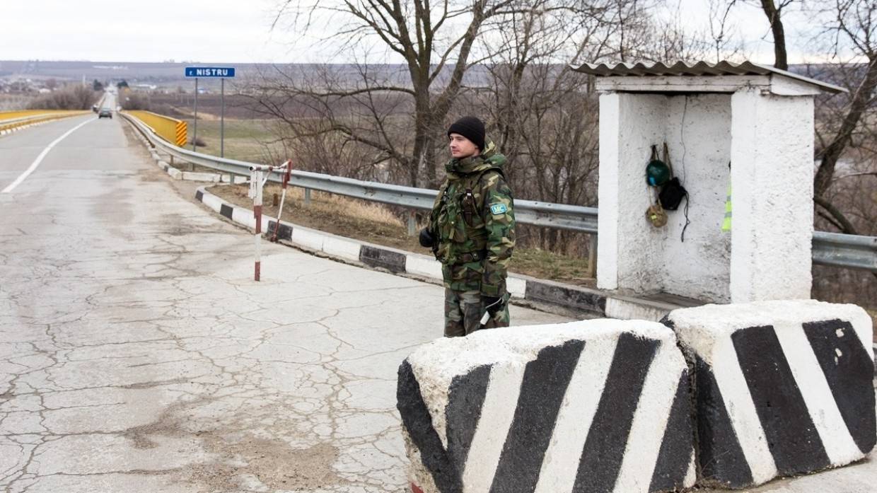 Глава МИД Приднестровья отверг сообщения о режиме повышенной готовности миротворцев РФ