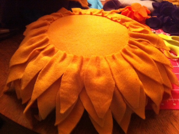 Подсолнухи из кукурузных листьев с кофейными зернами, Подсолнухи из кукурузных листьев с кофейными зернами, сделай сам,Хенд мейд,цветы из фетра