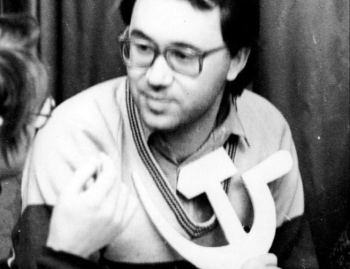 Вот кто автор песен «Наутилуса» 90,группа