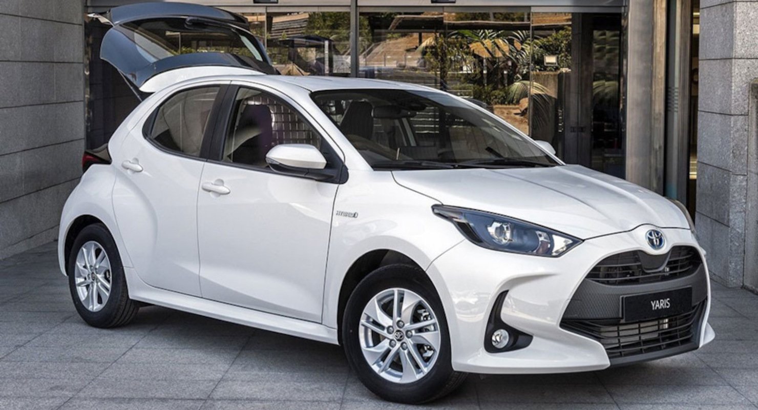 Toyota представил коммерческую модификацию Yaris Toyota представил коммерческую модификацию Yaris Автомобили
