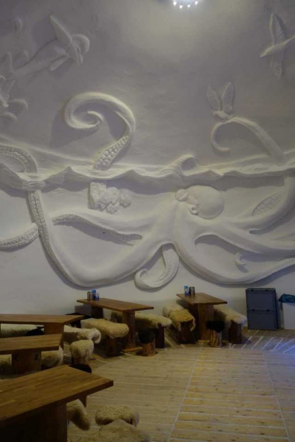 Иглу класса люкс на вершине горы Иглу класса люкс на вершине горы юмор