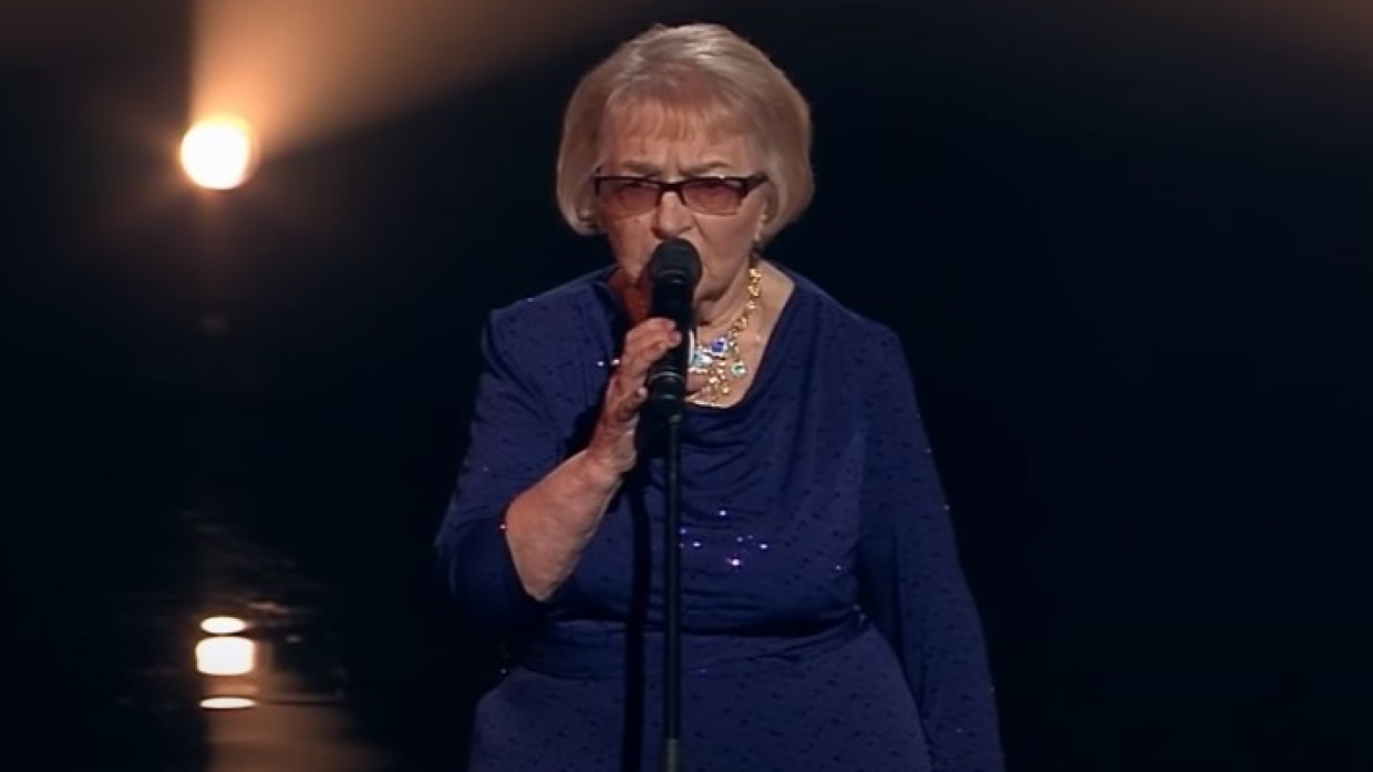 Песня 91-летней участницы «Голоса 60+» довела зрителей до слез 