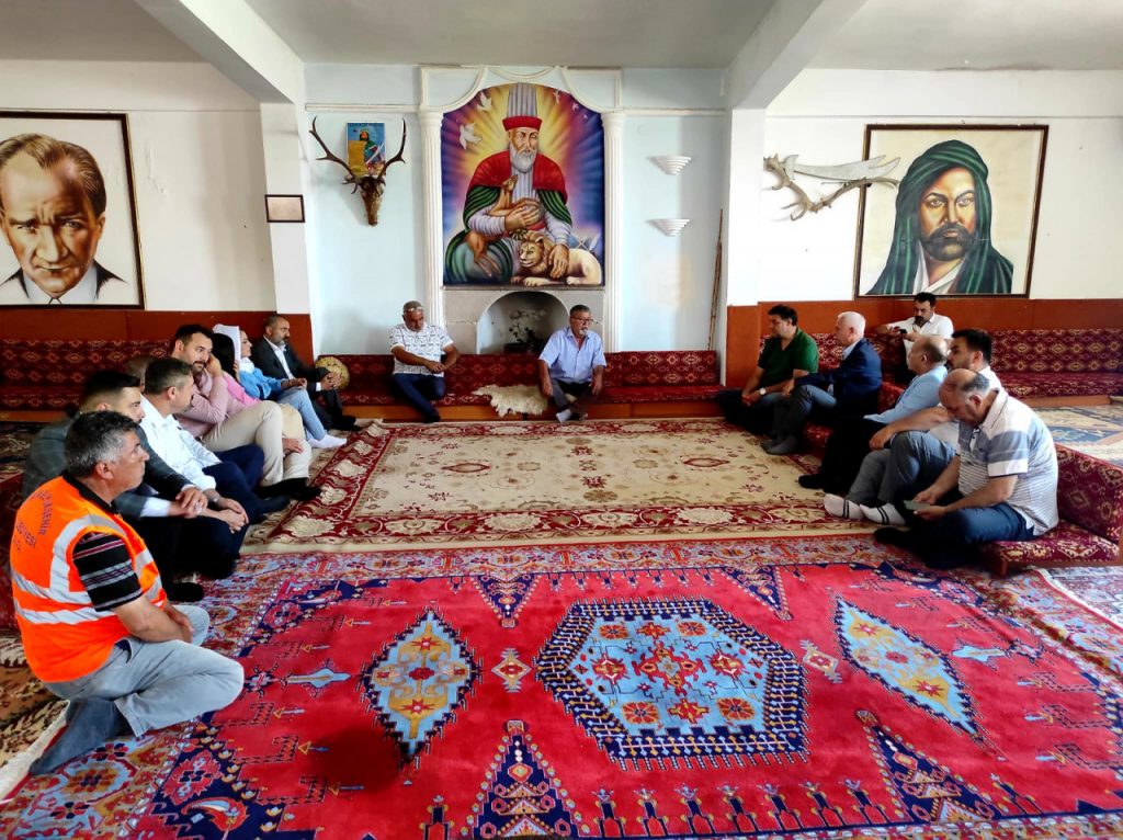 Нападения на алевитские организации подпитывают напряжённость в Турции Нападения на алевитские организации подпитывают напряжённость в Турции геополитика