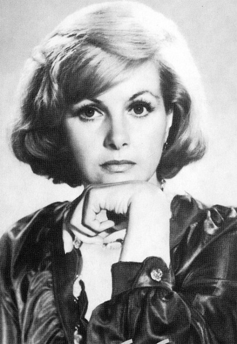 Заноза в сердце пани Зоси: Как актриса Валентина Шарыкина дважды пережила предательство близкого человека актриса,Валентина Шарыкина,видео,звезда,наши звезды,шоубиz,шоубиз