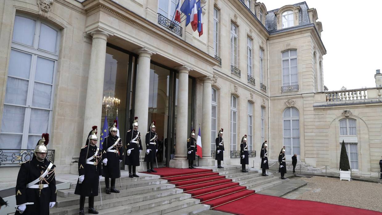 Посольство Франции в ЦАР признало факт общения с боевиками