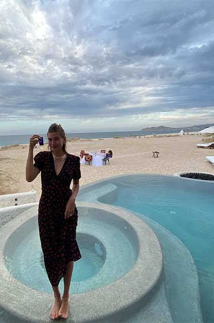 Кендалл Дженнер и Хейли Бибер отдыхают в Мексике и делятся пляжными фото Экстерьер