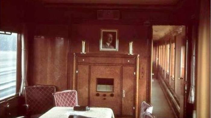 Как выглядел личный поезд Гитлера внутри и снаружи: Передвижная ставка фюрера история,личный транспорт,поезд, Адольф Гитлер, Рохус Миш