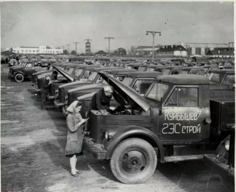 Фотографии из страны, которой больше нет Фотографии из страны, которой больше нет авто и мото,автоновости