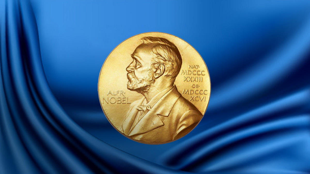 Нобелевскую премию мира присудили в этом году журналисту и писательнице Марии Ресса и главному...