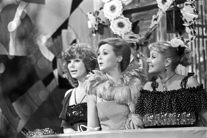 Заноза в сердце пани Зоси: Как актриса Валентина Шарыкина дважды пережила предательство близкого человека актриса,Валентина Шарыкина,видео,звезда,наши звезды,шоубиz,шоубиз