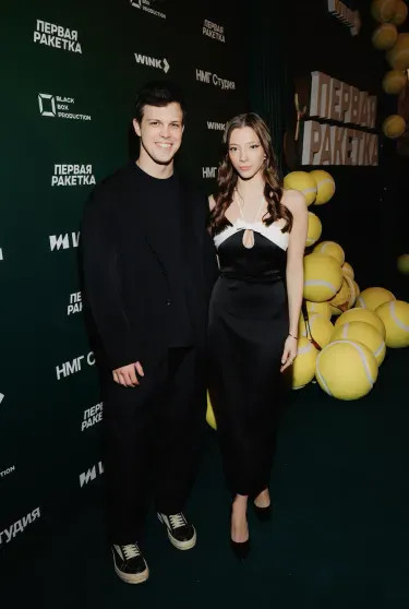 Аглая Тарасова, Фёдор Бондарчук, Ирина Горбачёва и Шамиль Тарпищев посетили премьеру нового сериала с Козловским 