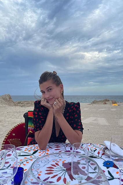 Кендалл Дженнер и Хейли Бибер отдыхают в Мексике и делятся пляжными фото Экстерьер
