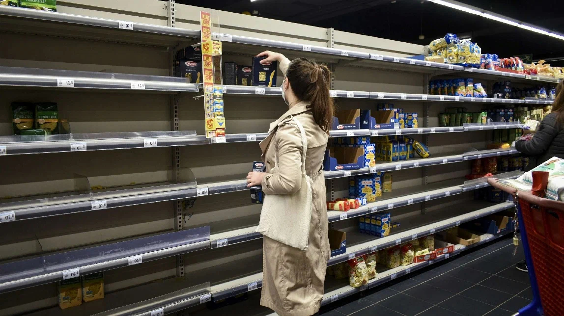 Прикажет ли Еврокомиссия вслед за газом сократить потребление еды на 15%?