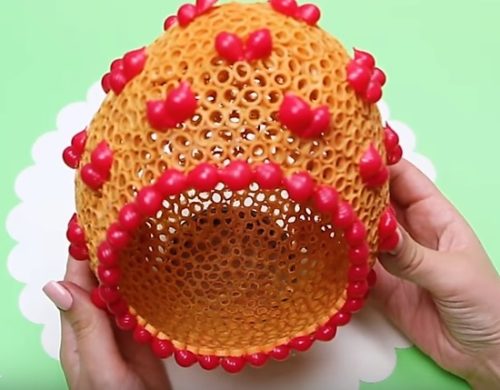 Чудесная пасхальная поделка из шарика и макарон домашний очаг,,новая жизнь старых вещей,пасхальные поделки,переделка,поделки,рукоделие,своими руками