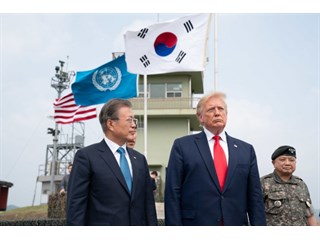 Трамп грозит Токио и Сеулу: «Дружба дружбой, а денежки врозь»
