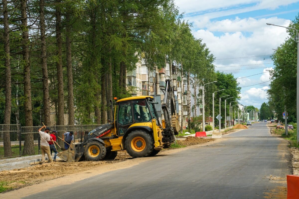 В Лихославле Тверской области полным ходом идут дорожные работы
