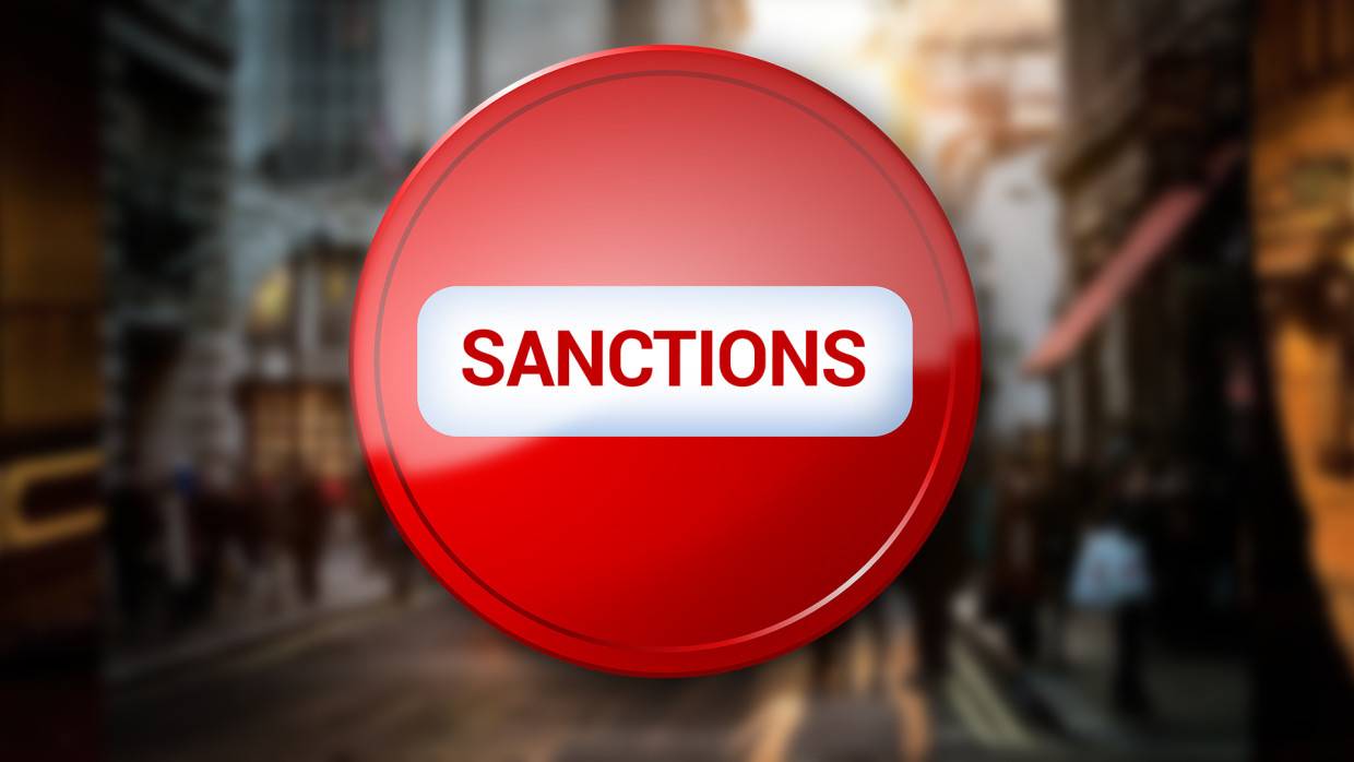Песков сообщил о страданиях стран, которые вводят санкции против России