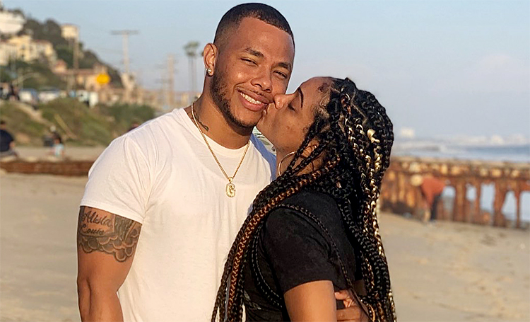 Актер фильма "Сумерки" Грегори Тайри Бойс и его девушка найдены мертвыми в своей квартире