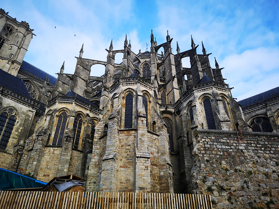 Ле-Ман. Франция. Путешествие В Средневековье Ле-Ман. Франция. Путешествие В Средневековье авиатур