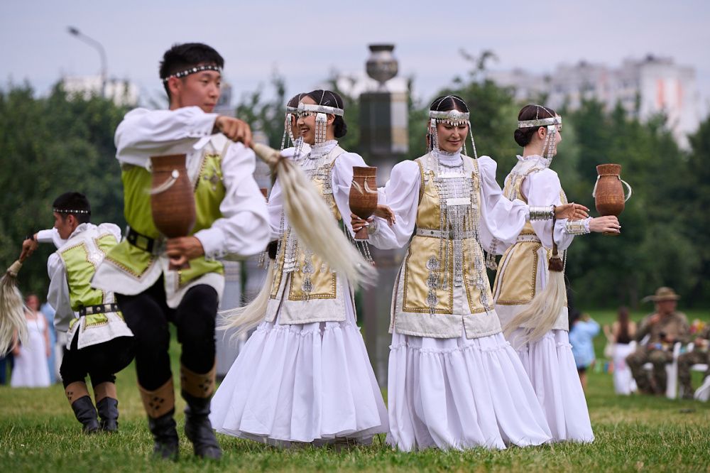 Более 17 тысяч гостей побывали на якутском празднике Ысыах в Коломенском