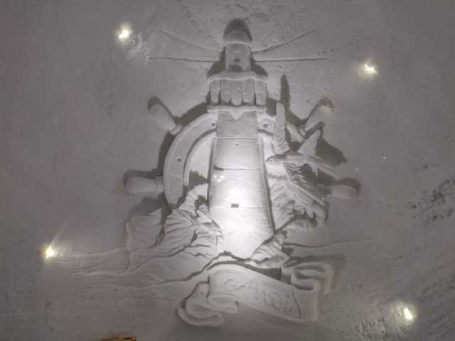 Иглу класса люкс на вершине горы Иглу класса люкс на вершине горы юмор