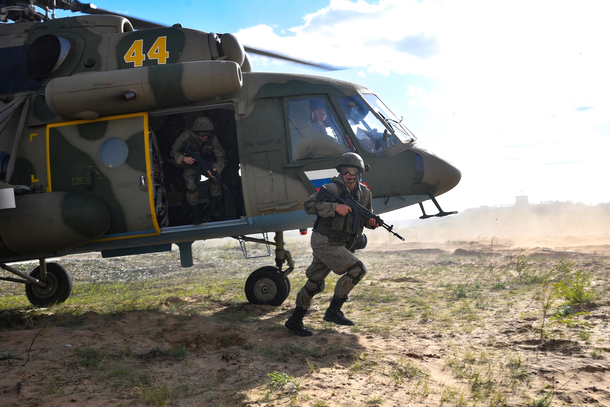 Россия, Белоруссия и роботы. Альгис Микульскис о реакции Запада на «Запад-2021» Общество