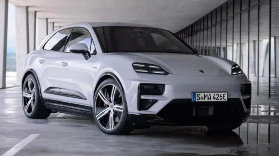 Глава Porsche признал, что отказ от бензиновых моторов был ошибкой. Будущий Porsche Macan вновь получит ДВС