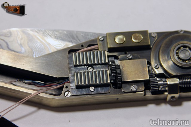  Электро-механический самооткрывающийся нож стимпанк-диверсанта "Стимурай" механика, нож, своими руками, сделай сам, факты