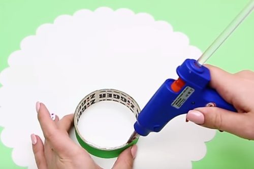 Чудесная пасхальная поделка из шарика и макарон домашний очаг,,новая жизнь старых вещей,пасхальные поделки,переделка,поделки,рукоделие,своими руками