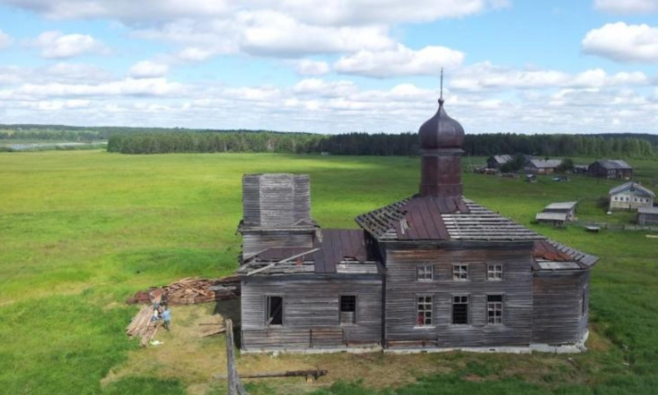 Добровольцев Поморья приглашают восстанавливать храмы Архангельской области