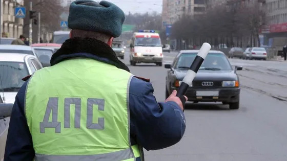 В ГИБДД разъяснили новые правила обгона, за невыполнение которых водителя лишат прав