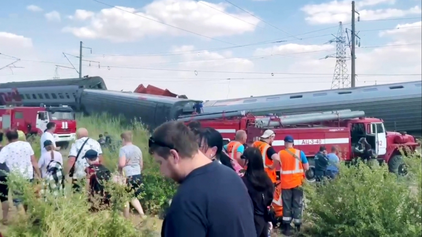 «Сидел и ревел»: как вел себя водитель КАМАЗа после ДТП с поездом под Волгоградом