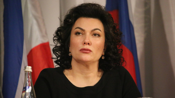 Министр культуры Крыма нецензурно выругалась во время совещания правительства