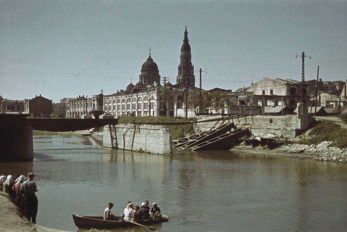 Реки Лопань в районе Центрального рынка.