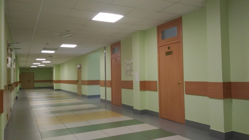 Жестокие игры: старшеклассники московской школы сломали обе руки 11-летнему мальчику
