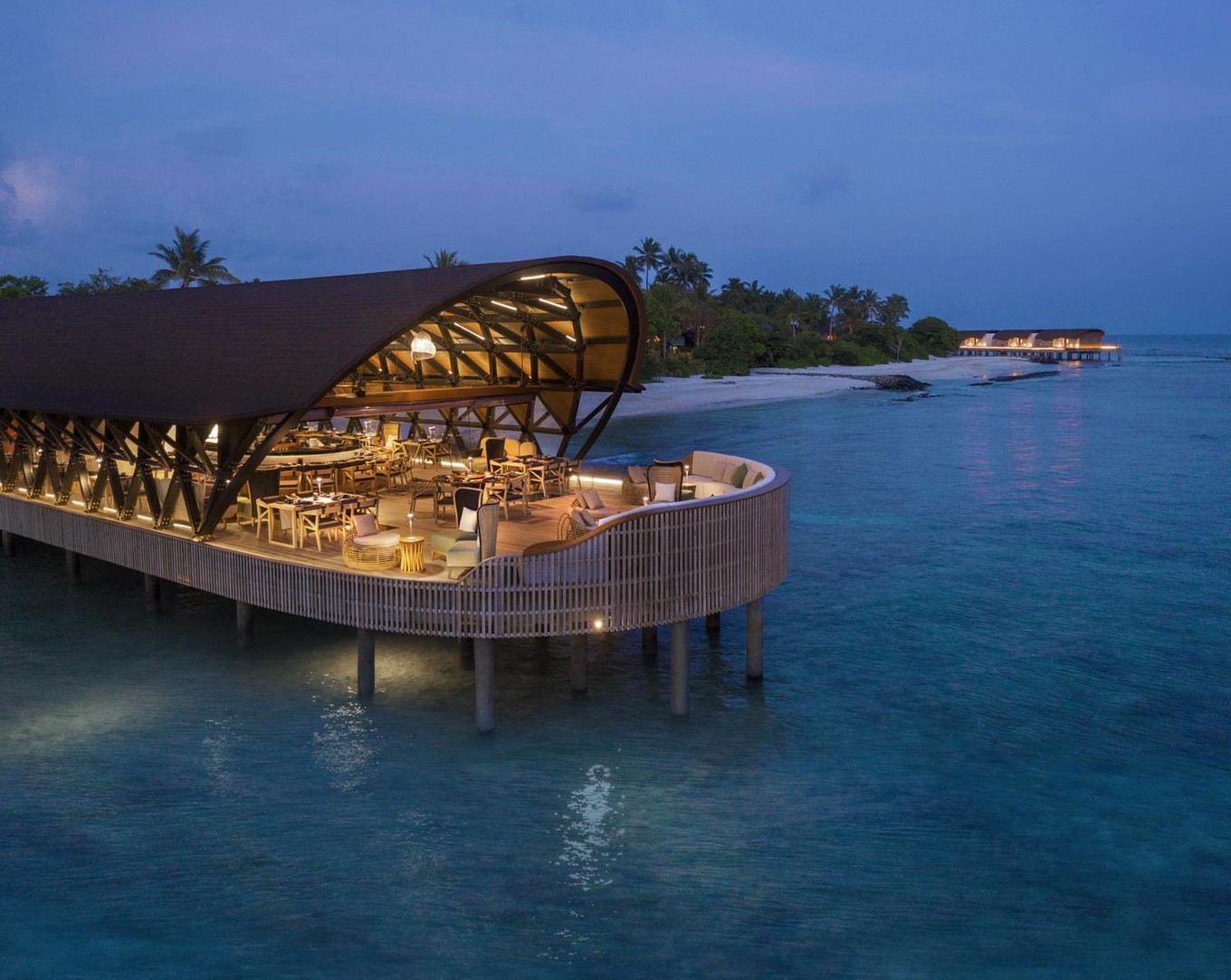 Отель The Westin Maldives Miriandhoo Resort на Мальдивах