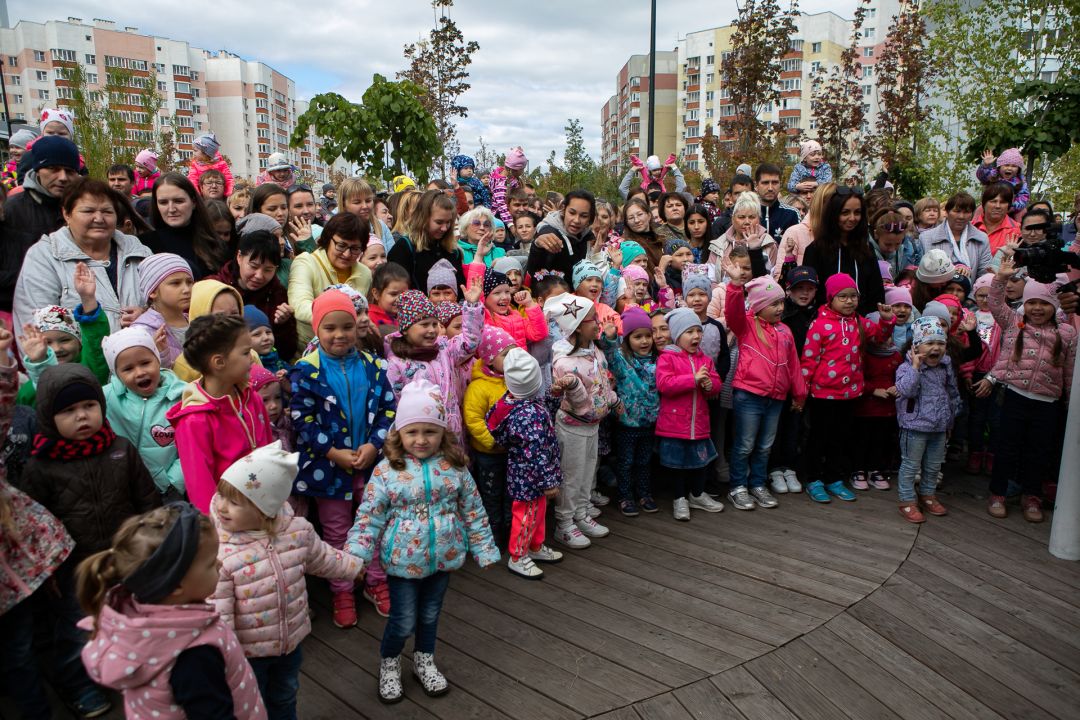 Главный детский. Карусель канал 2018-2019. Карусель канал 2019. Карусель лето 2019. Карусель Телеканал лето 2011.