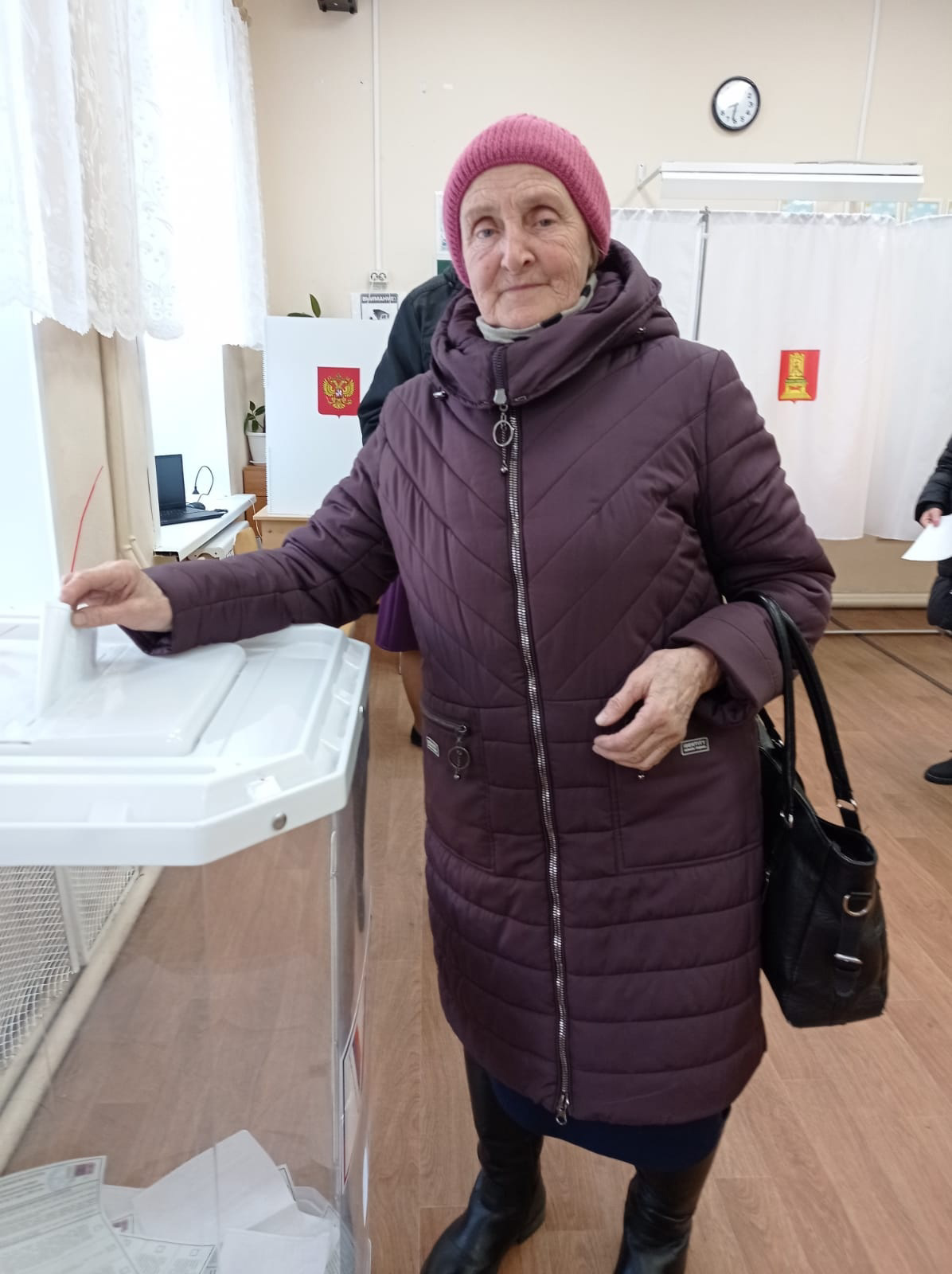 Галина Грачева: Я пришла отдать свой голос, потому что на этих выборах мы выбираем главу государства