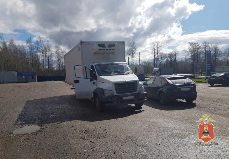 В Тверской области задержали обокравшего грузовик мужчину