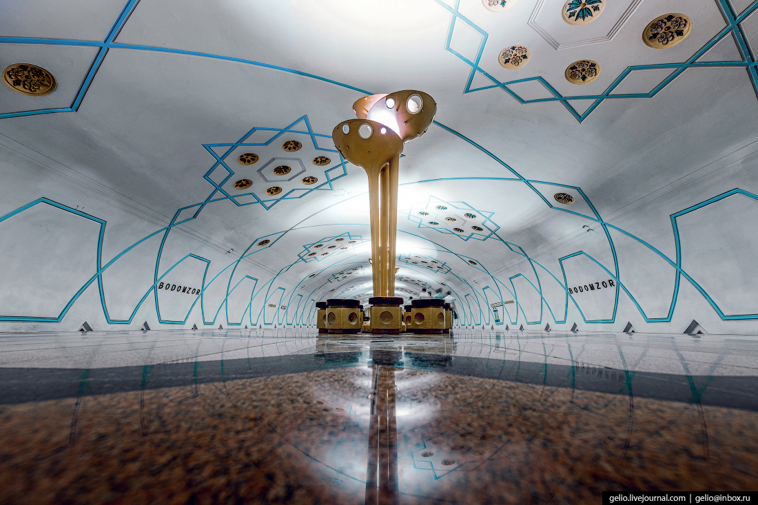 Ташкентский метрополитен — музей под землёй метро,Ташкент,Узбекистан