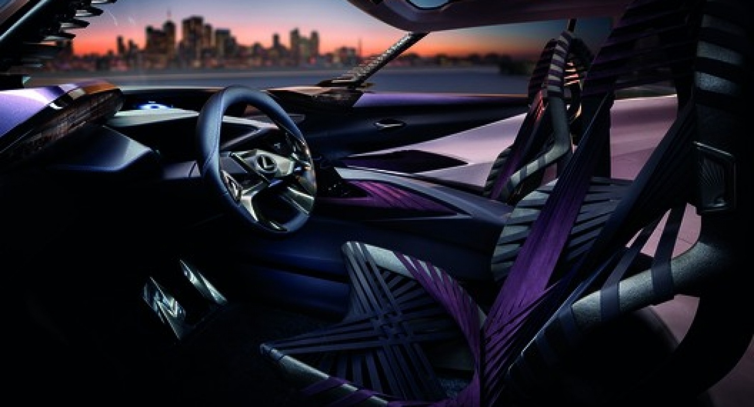 Toyota: людям нужен дешевый электрокар, а не мощный и дальноходный