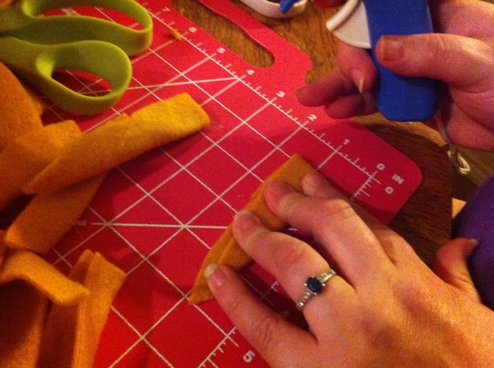 Подсолнухи из кукурузных листьев с кофейными зернами, Подсолнухи из кукурузных листьев с кофейными зернами, сделай сам,Хенд мейд,цветы из фетра