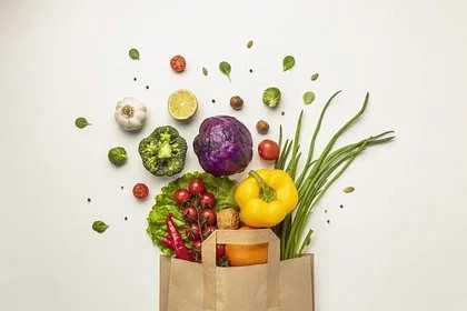Депутат закупил набор продуктов здорового питания на 1000 рублей и разозлил россиян